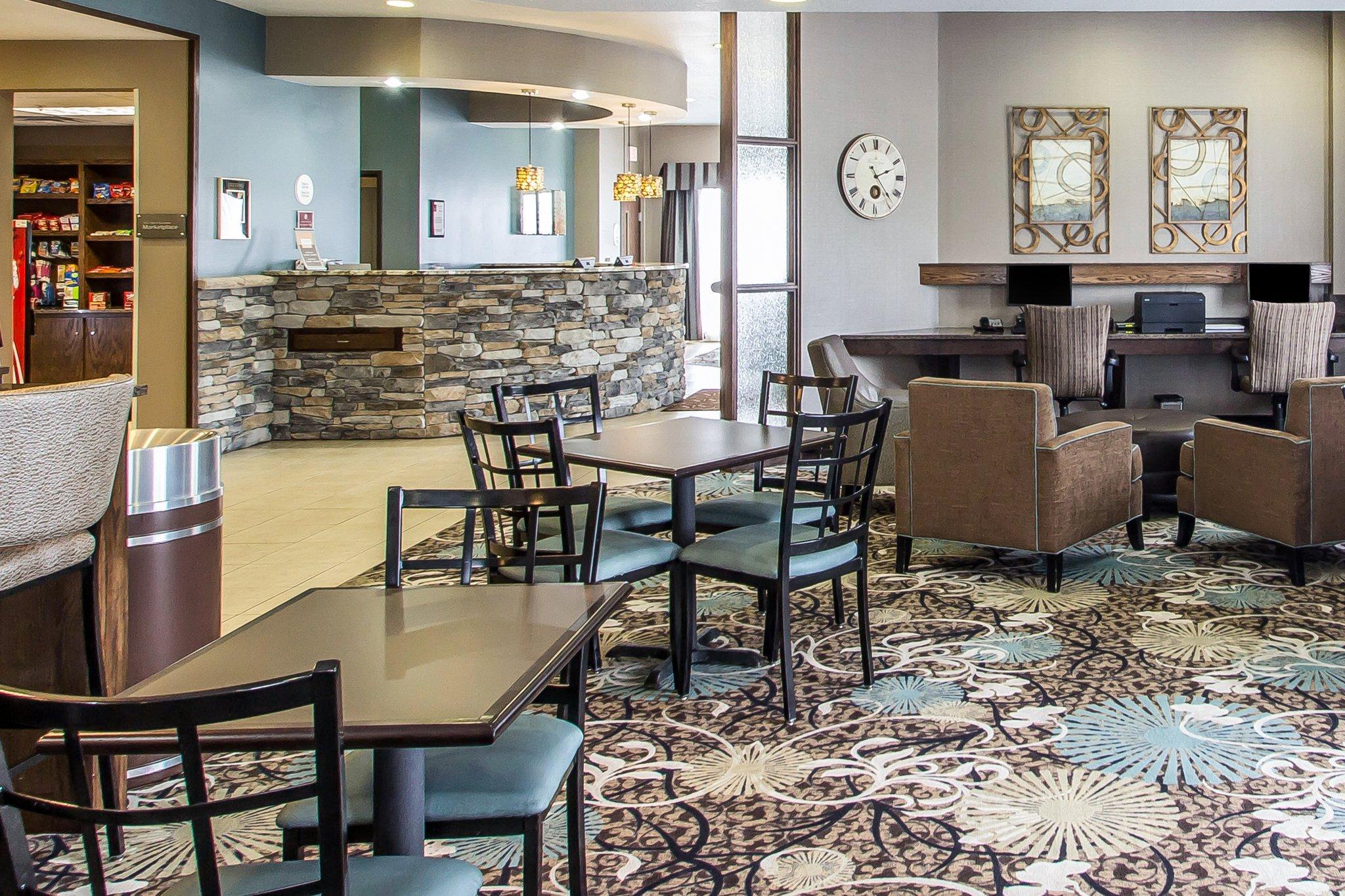 Comfort Suites Hudson I-94 Екстер'єр фото