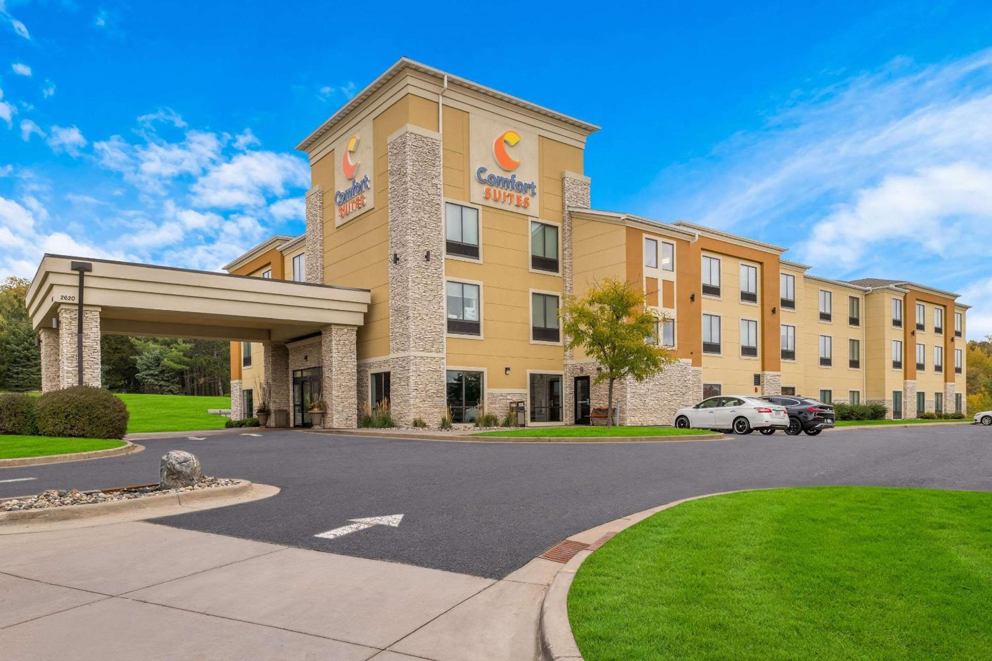 Comfort Suites Hudson I-94 Екстер'єр фото