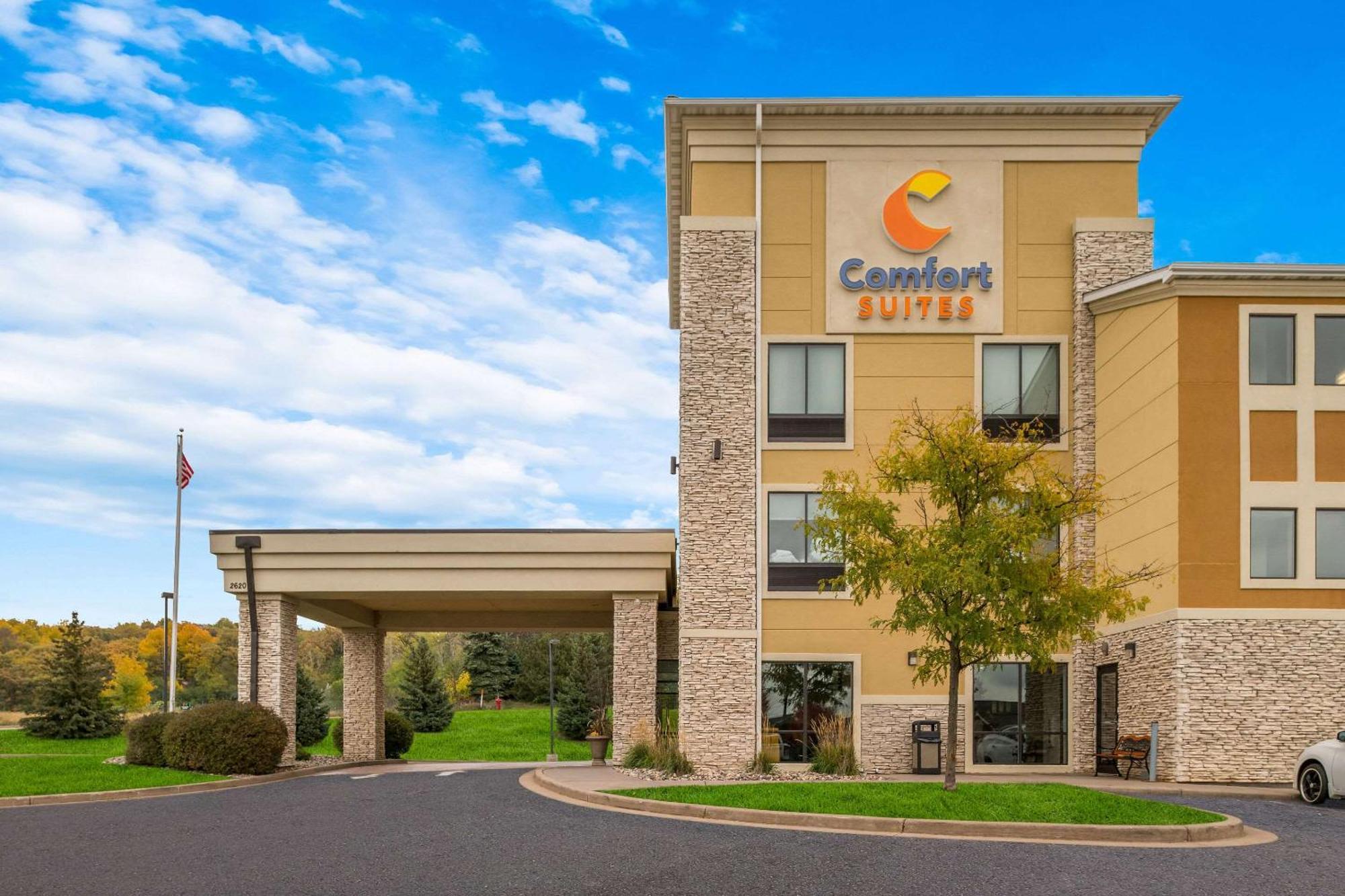 Comfort Suites Hudson I-94 Екстер'єр фото